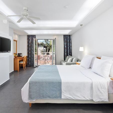 Sentido Apollo Palace 梅松吉 外观 照片 A room at the hotel