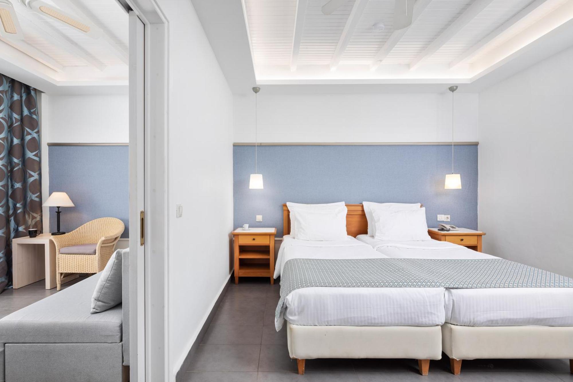 Sentido Apollo Palace 梅松吉 外观 照片 A bedroom at the hotel